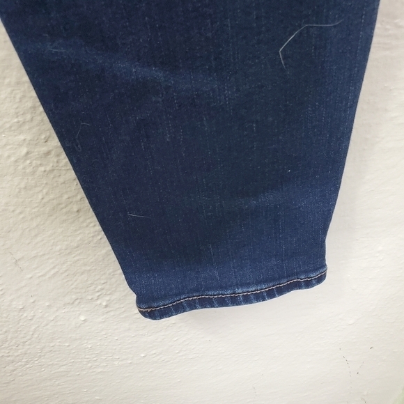 Jessica Simpson Super Skinny Kiss Me 10x30 Jeans - Picture 9 of 11